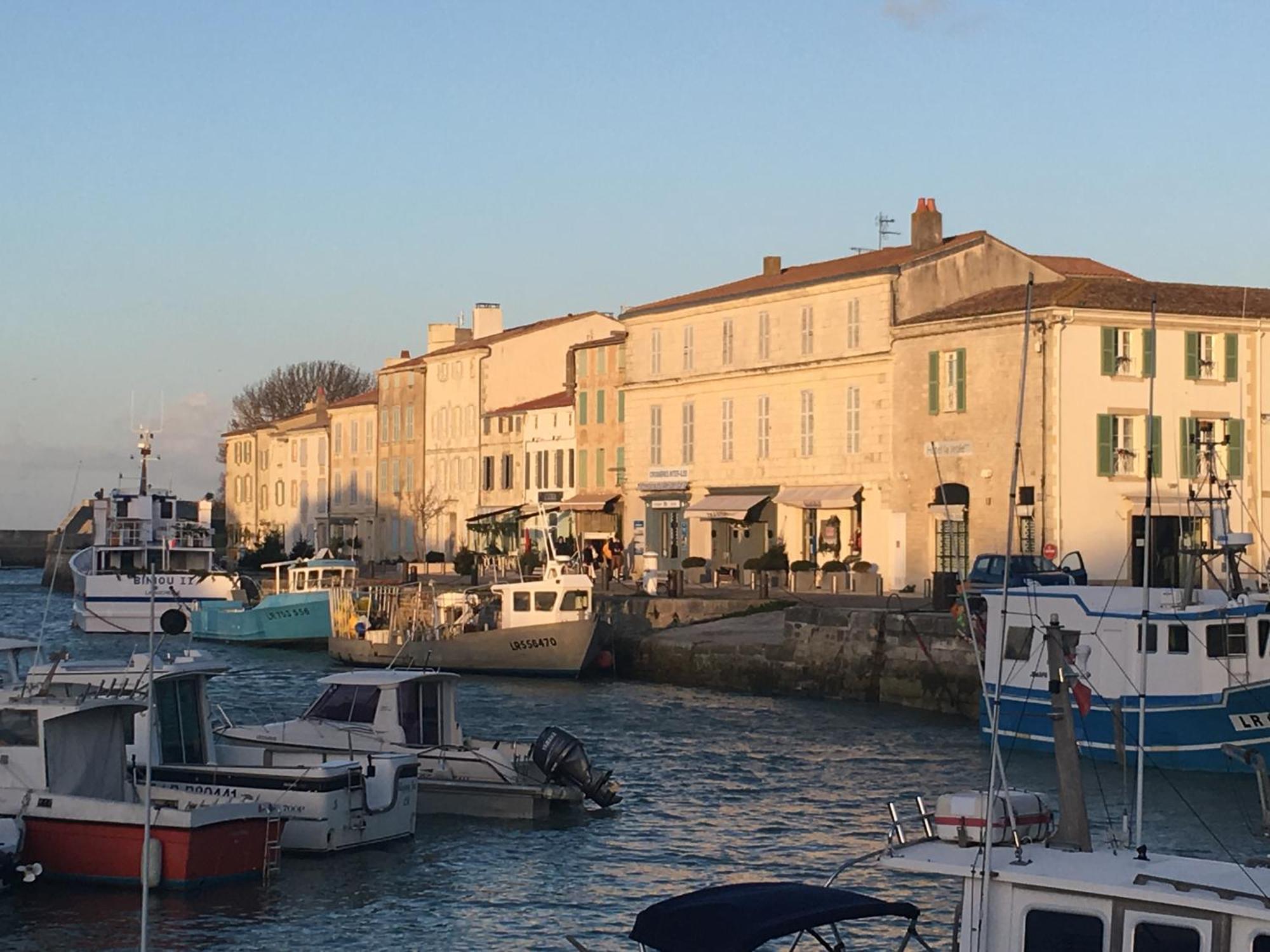 Maison D'Hotes Les Ajoncs Sainte-Marie-de-Ré Εξωτερικό φωτογραφία